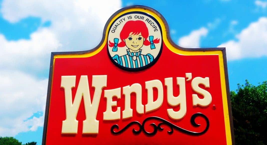 How @Wendys Twitter Accidentally Became A Troll And Played Itself