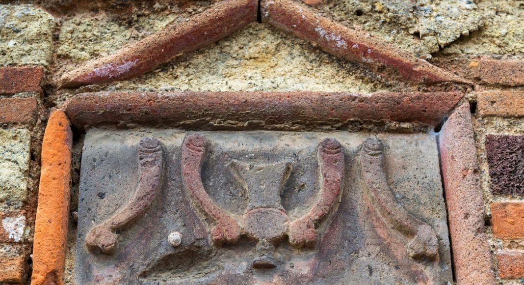 Phallaic-Covered Ancient Roman Home Discovered in Israel