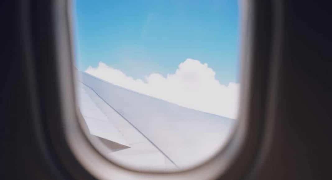 5 airplane food hacks to make the skies friendlier