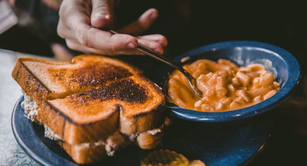 scientists have discover an on off button for binge eating