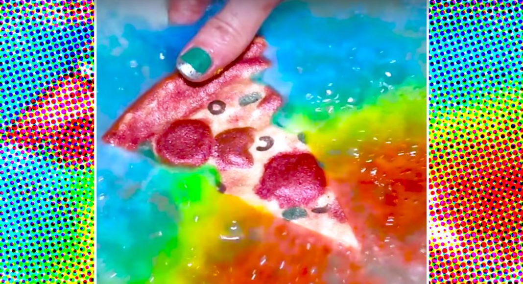 Pizza Bath Bombs Are The Best Soak Topping