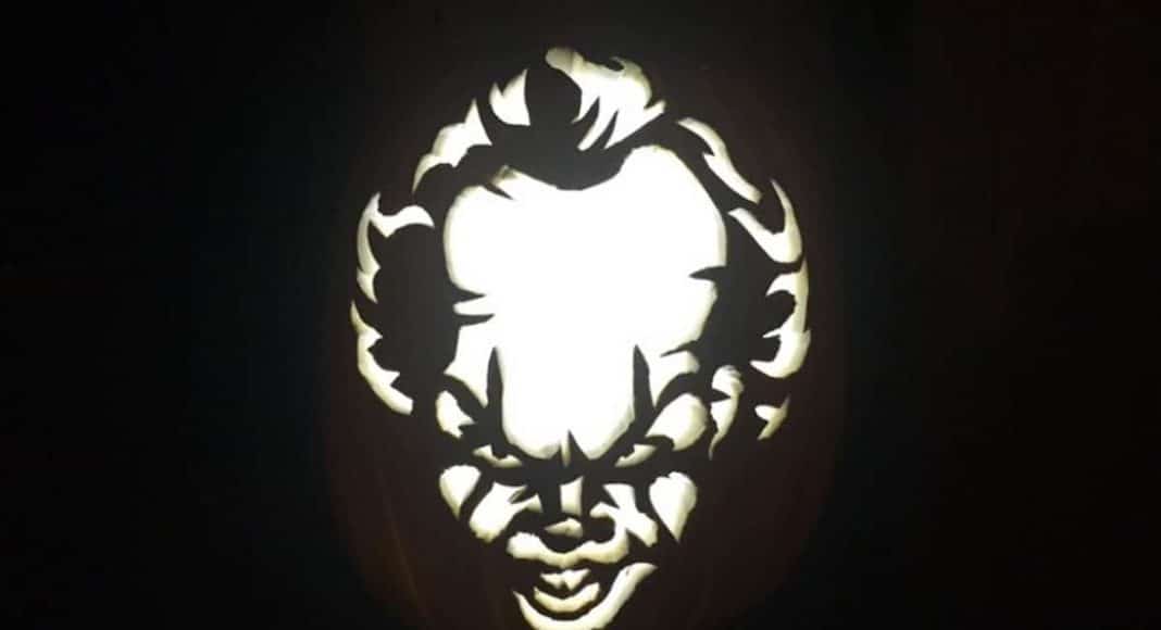 Pennywise The Clown Is THE Halloween Pumpkin Carving