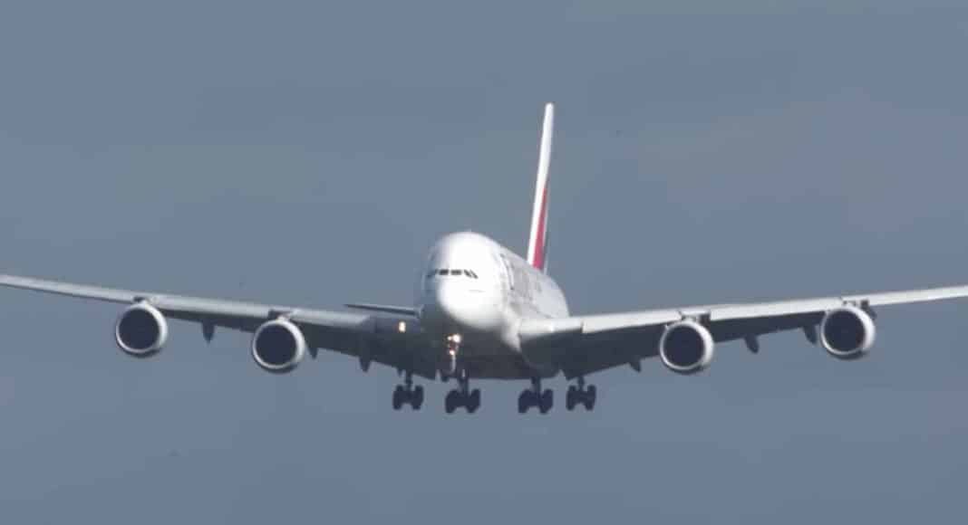 this awful airplane landing will make you avoid vacations for good