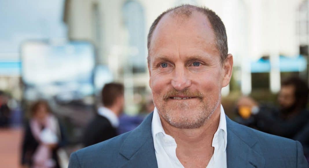 How Willie Nelson Got Woody Harrelson Smoking Marijuana Again