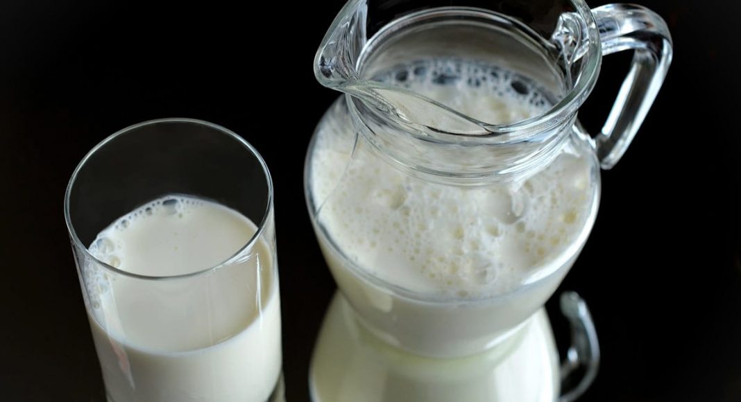Pumpkin Spice Lattes Have Dairy In Them, Even If You Get Non-Dairy Milk