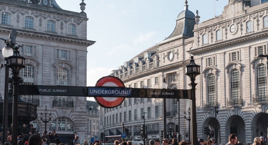 Meghan Markle All Alone In London