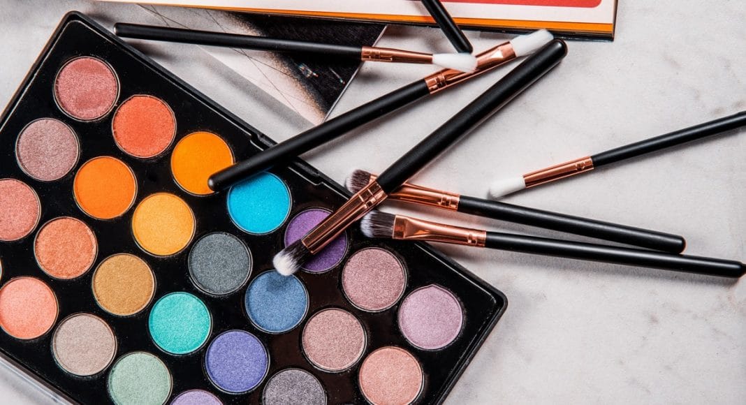 Kylie Jenner Secretly Announces New Makeup