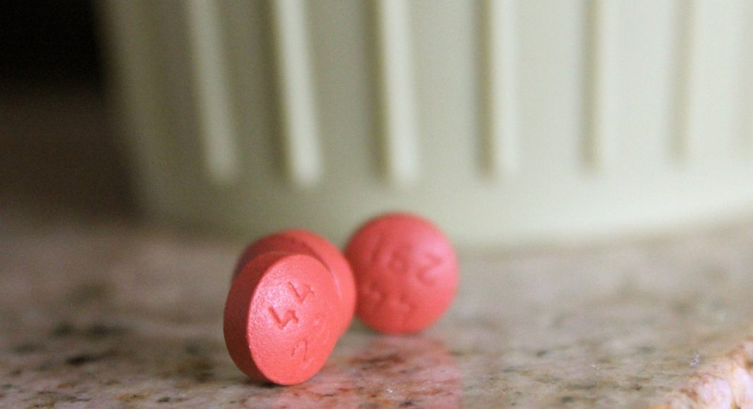 This Is What Could Happen If You Take Ibuprofen On An Empty Stomach