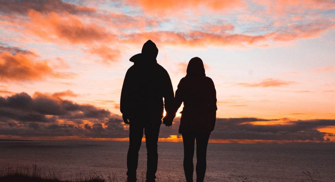 How To Know If Sex On First Date Is The Right Choice