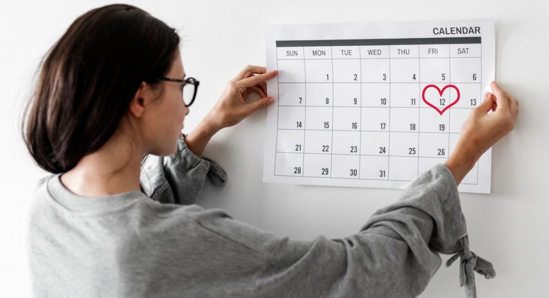 5 Things That’ll Help You Schedule Sex Without Killing Romance