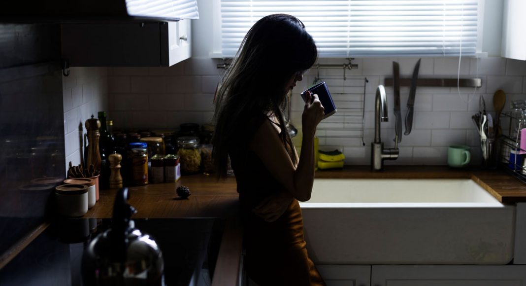 New Study Claims Milennials Prefer To Drink At Home
