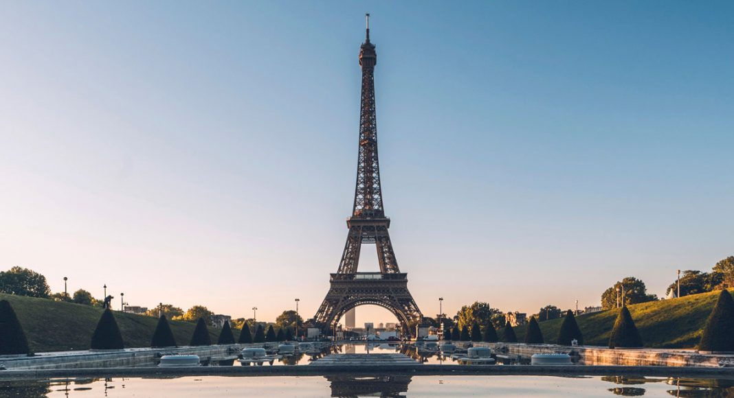 Paris Cafes Now Sell Marijuana, But Don't Expect You To Smoke it