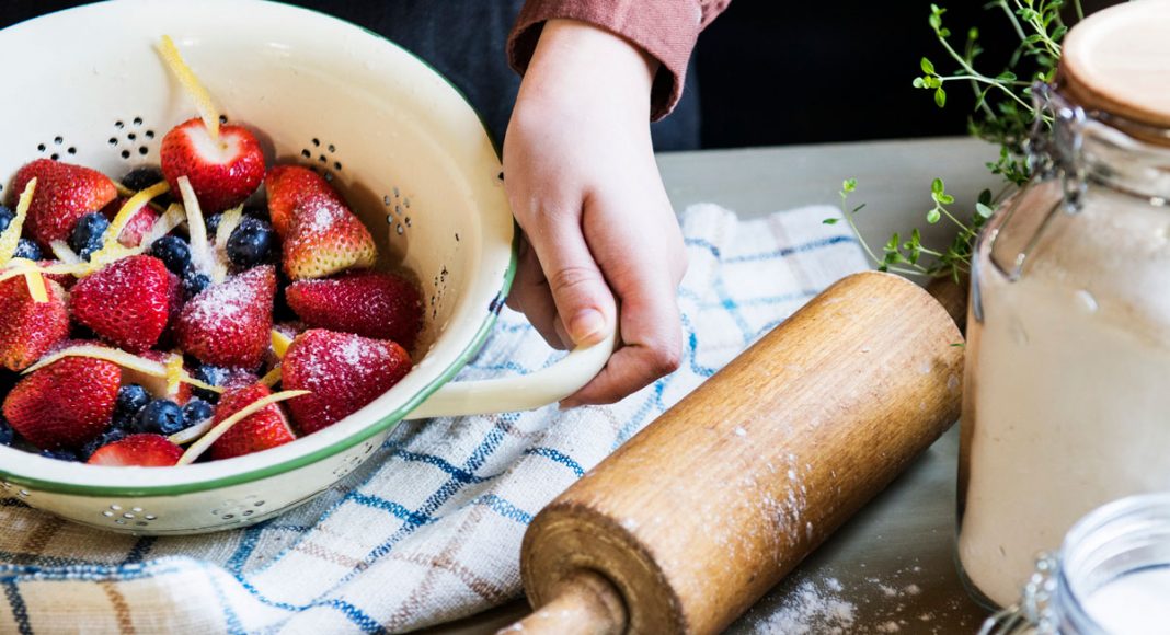 Study Suggests Kitchen Towels Could Give You Food Poisoning