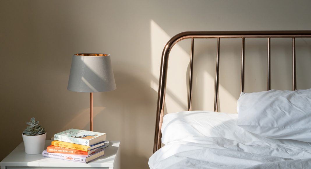 10 useful accessories you should have in bedroom