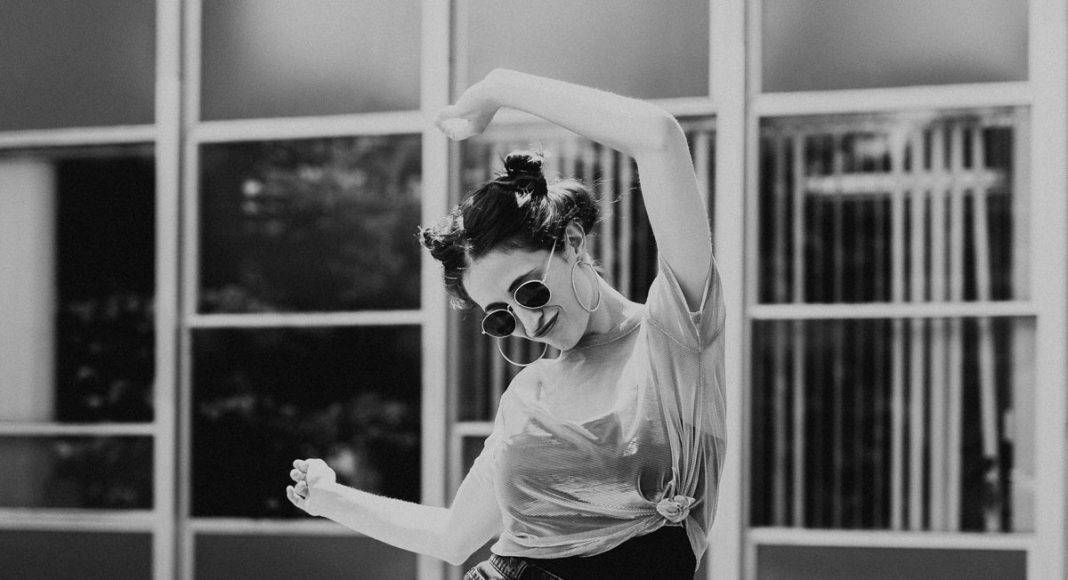study claims that there are dance moves that are scientifically sexy