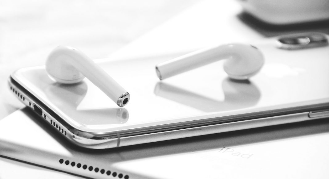 Data Says People Wear AirPods At An Intimate Time