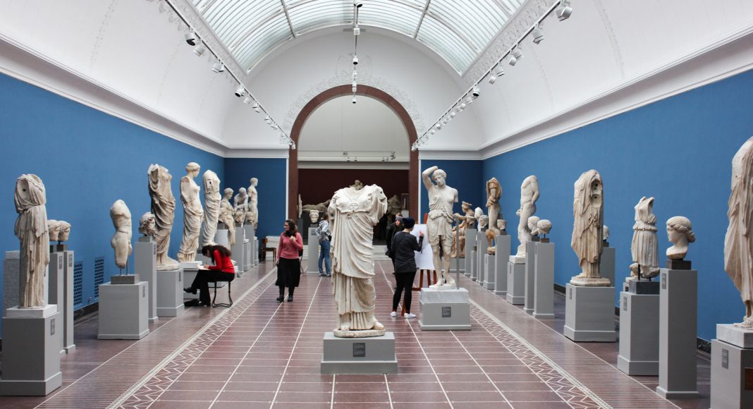 Here are 5 touristy things you should do visiting a new place.