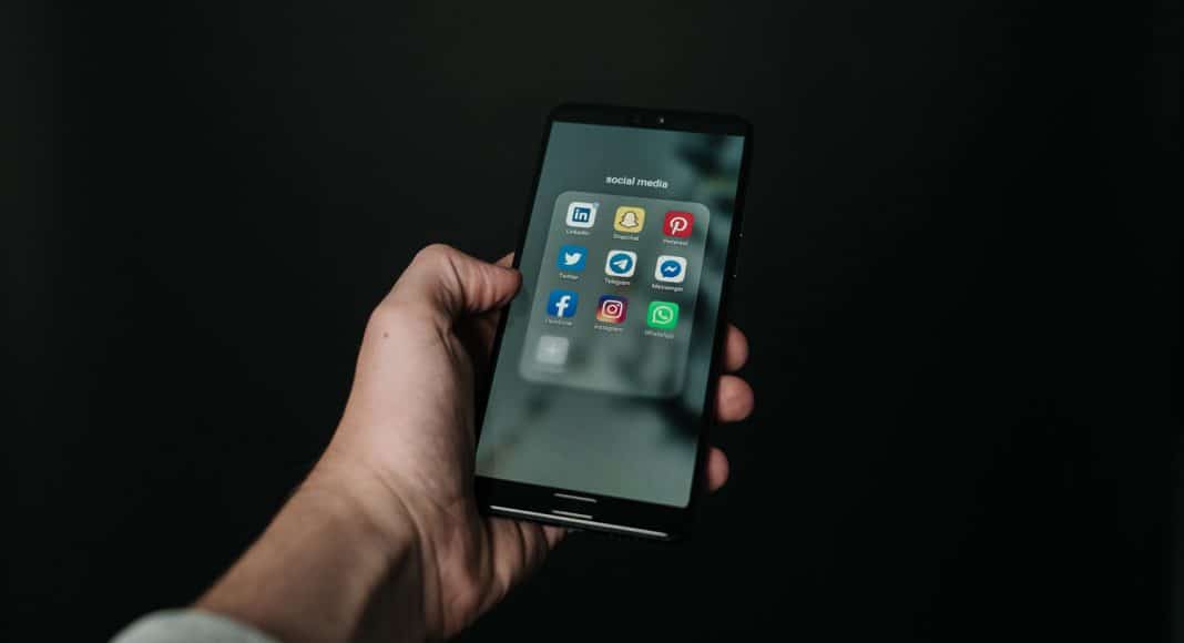 10 social media hacks that will improve your life