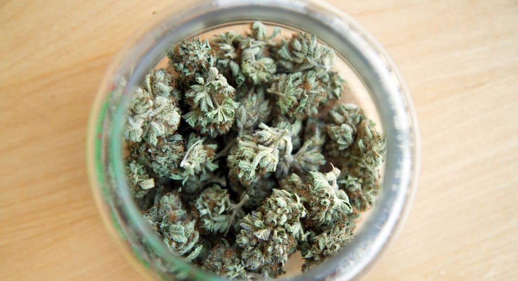 what is cannabis decarboxylation and how to do it at home