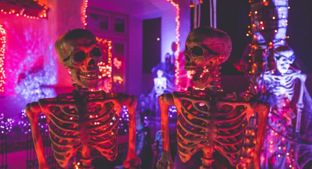 5 Scary Podcasts To Listen To This October