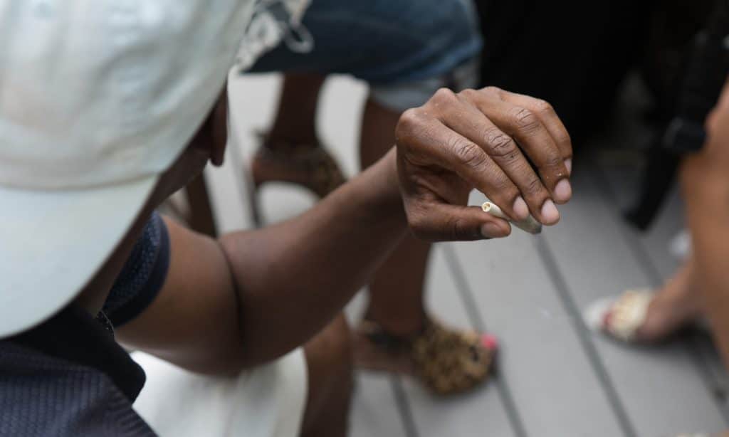 How To Sniff Out Free Weed At A Party