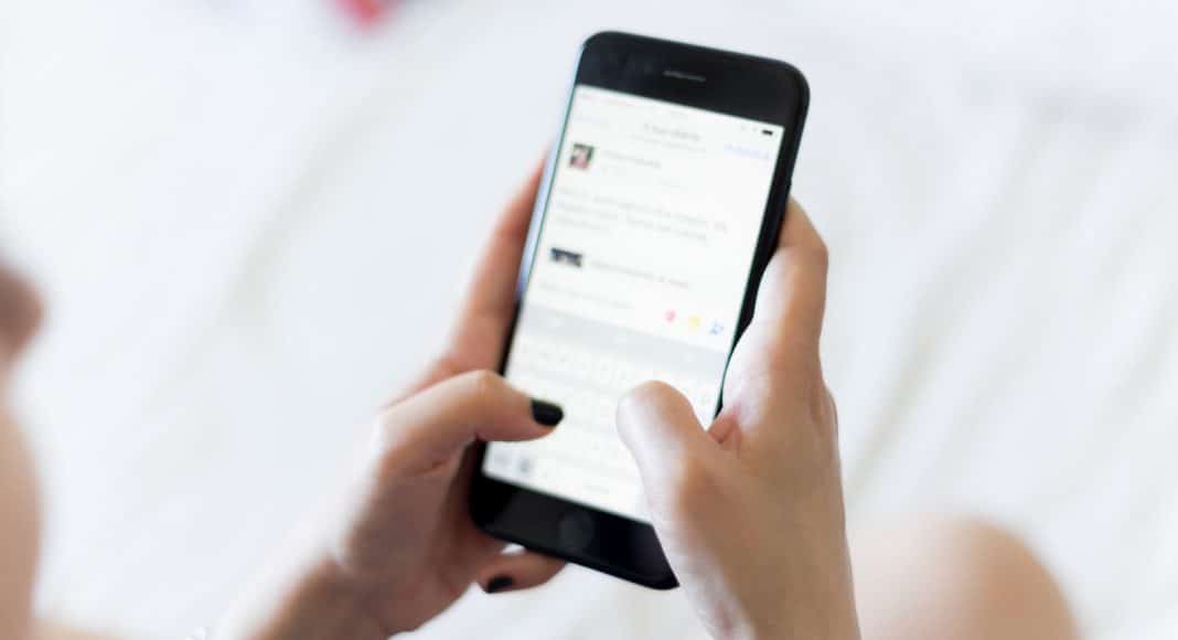 5 Tips For Checking Your Phone Less