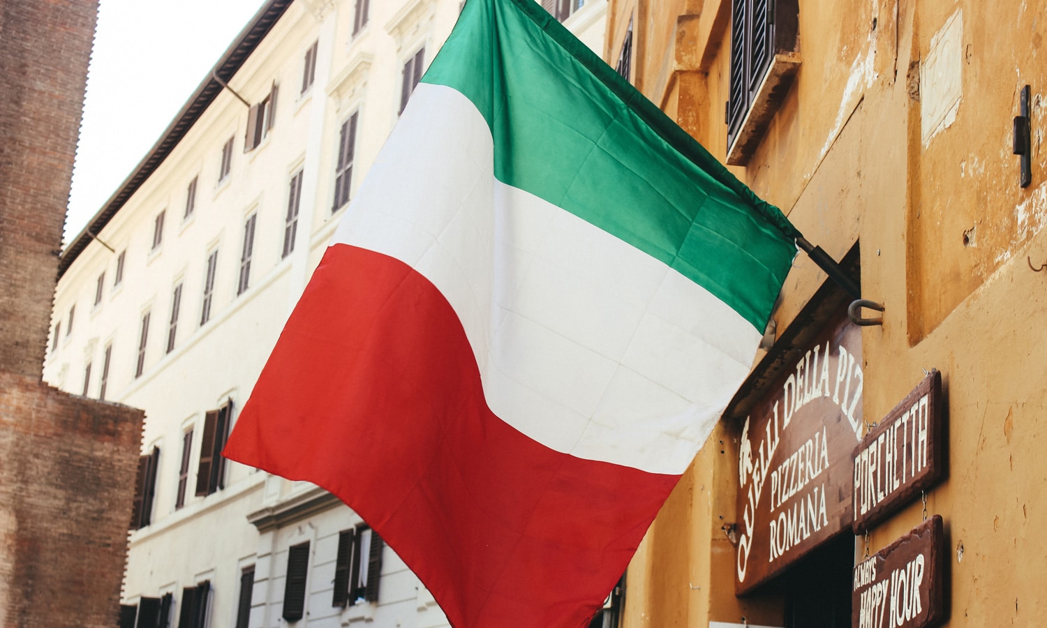 Italian Government Hopes To Nearly Triple Domestic Medical Marijuana Production
