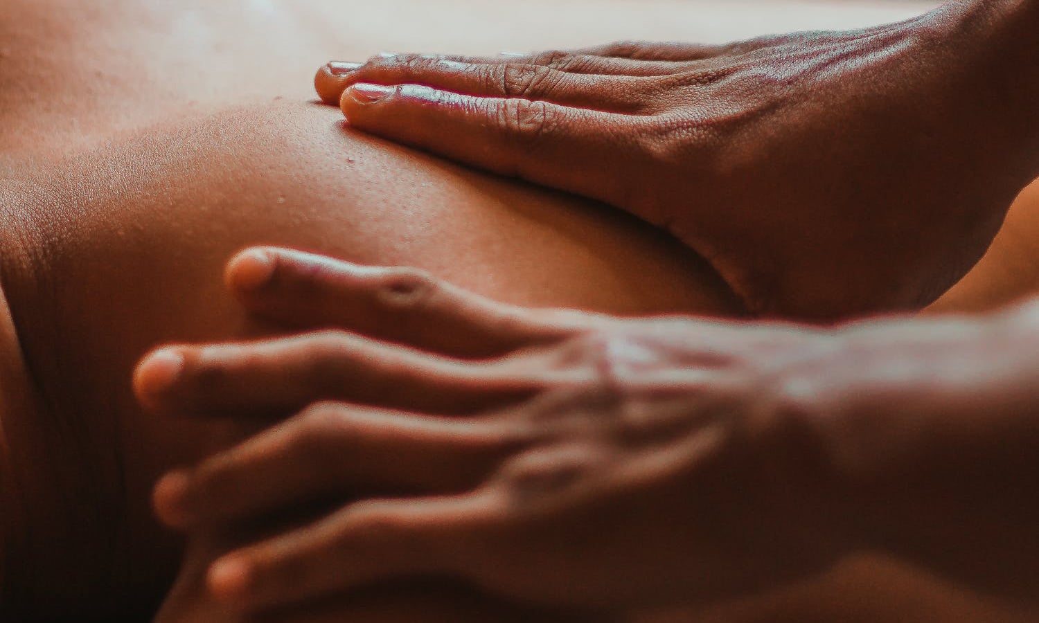 Is Using Hemp-CBD Oil Better Than Essential Oils For Massages