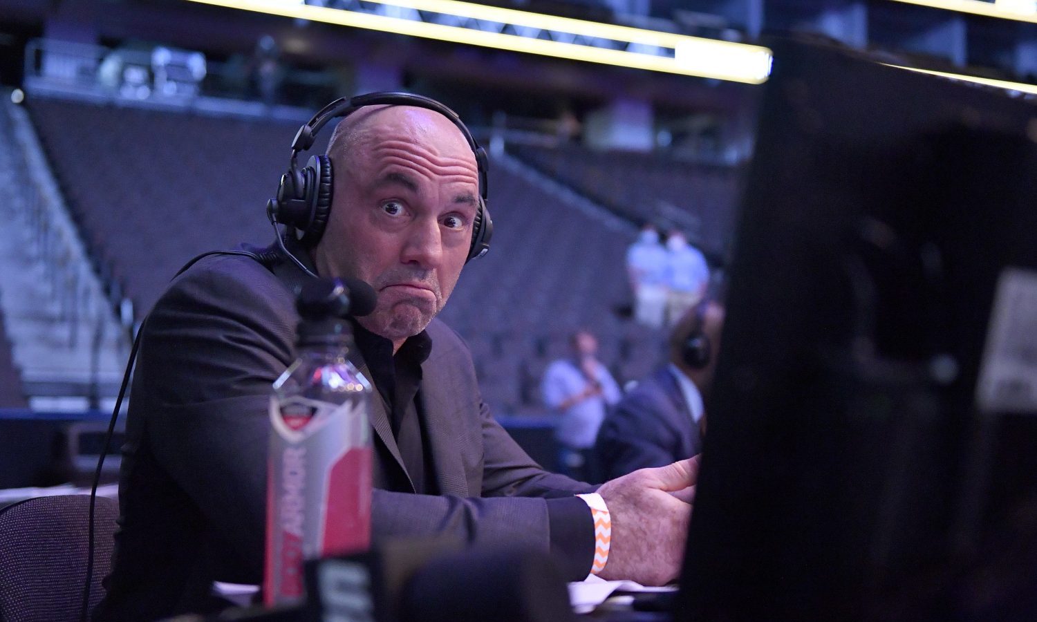 Joe Rogan Convinces Billionaire To Use CBD