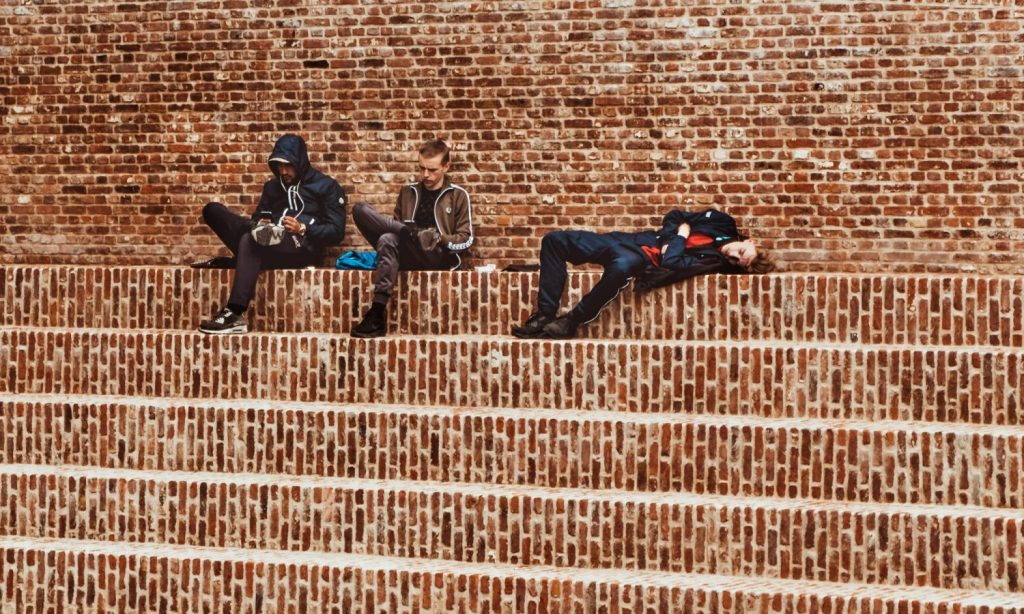 Teens More Likely To Binge On Weed And Alcohol If They Do This