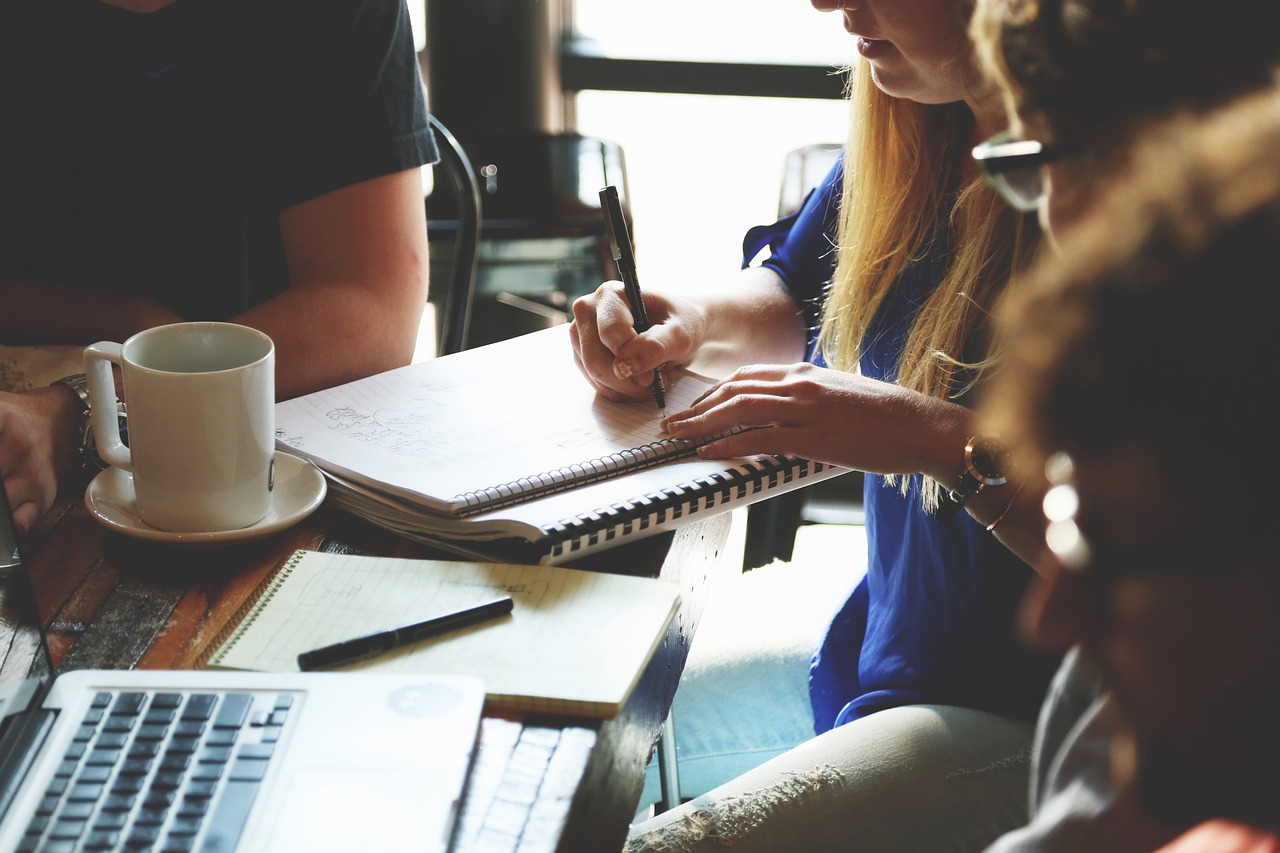 The Fresh Toast- There are multiple things about working in an office - but here is how working at an office can make you fat.
