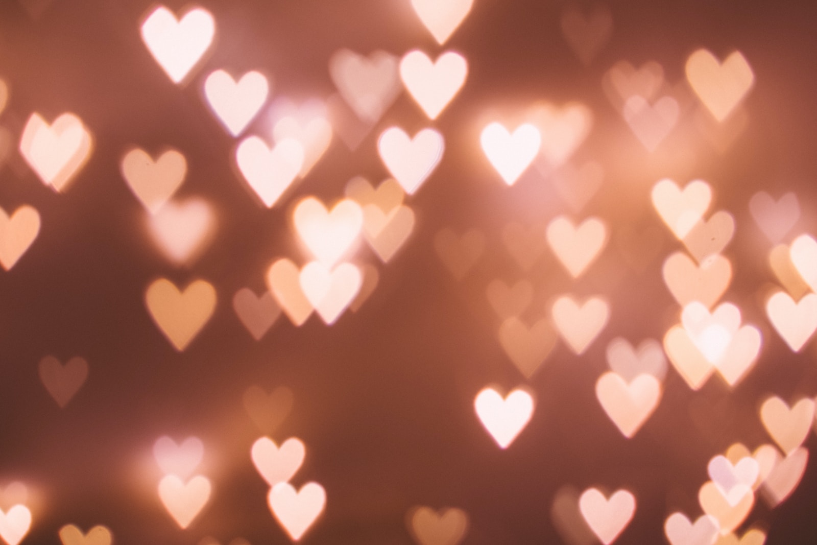 The Best New Year's Resolutions To Help Find Love