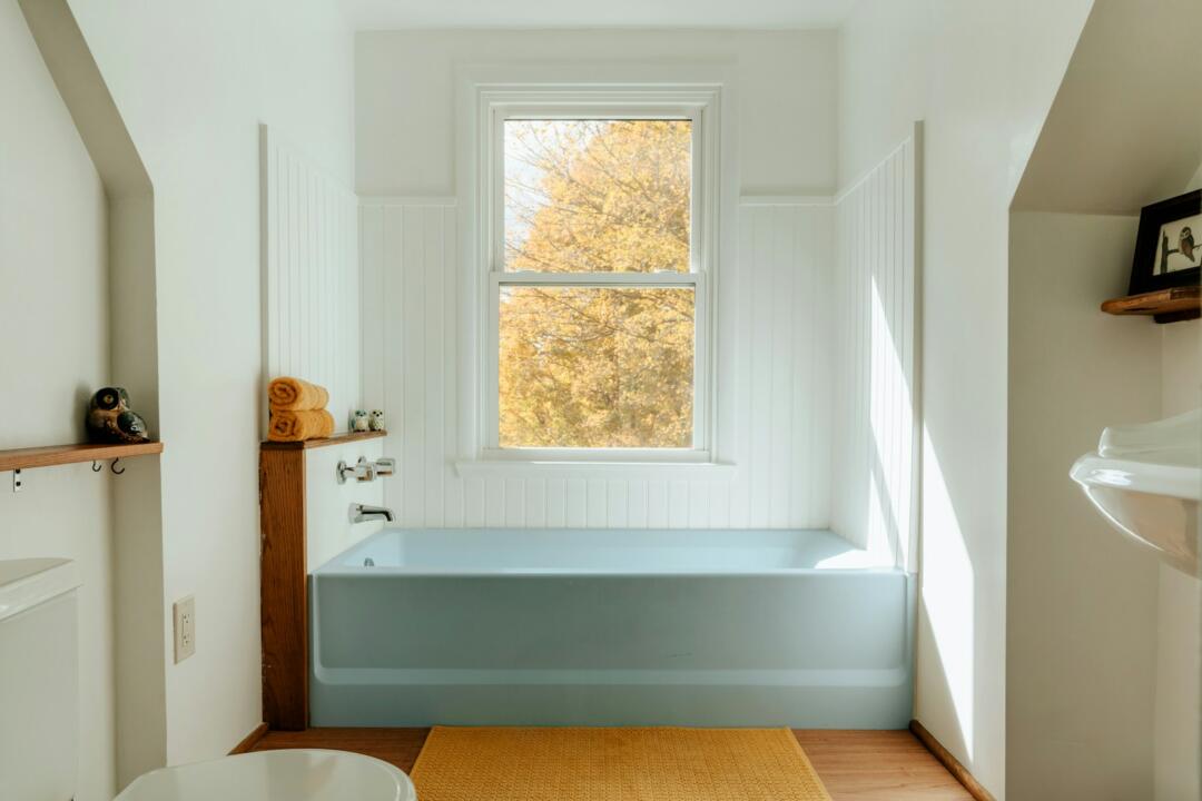 5 Ways To Create An In-Home Spa Experience, Including CBD