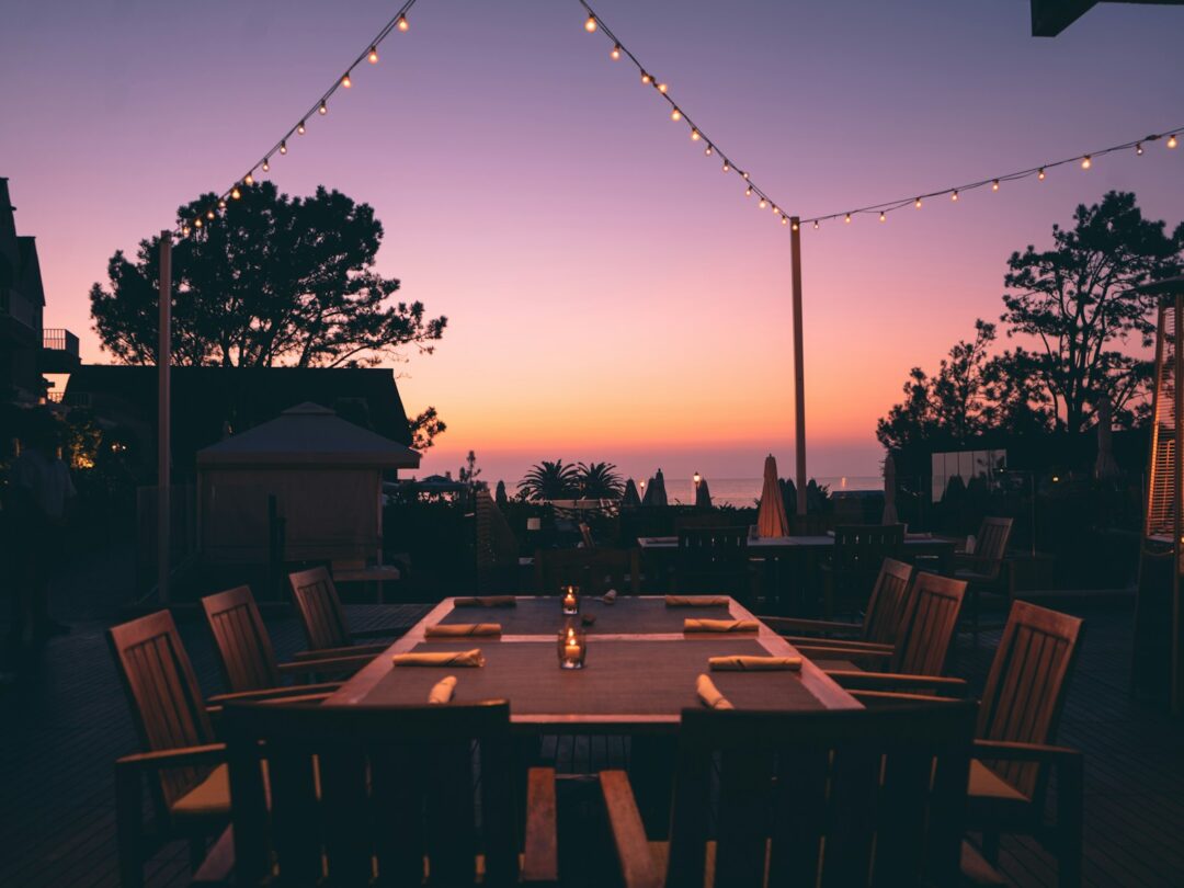 End-of-Summer Digital Detox Is 2025’s Coolest Trend