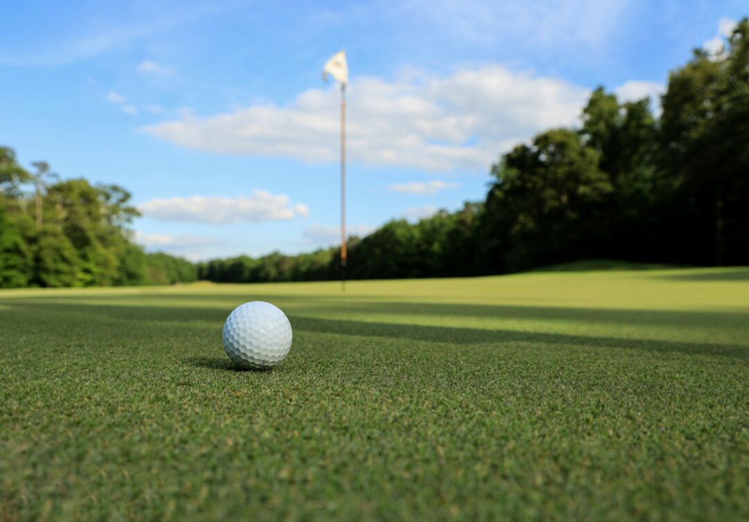 Golf And Drinking Are America's Favorite Duo